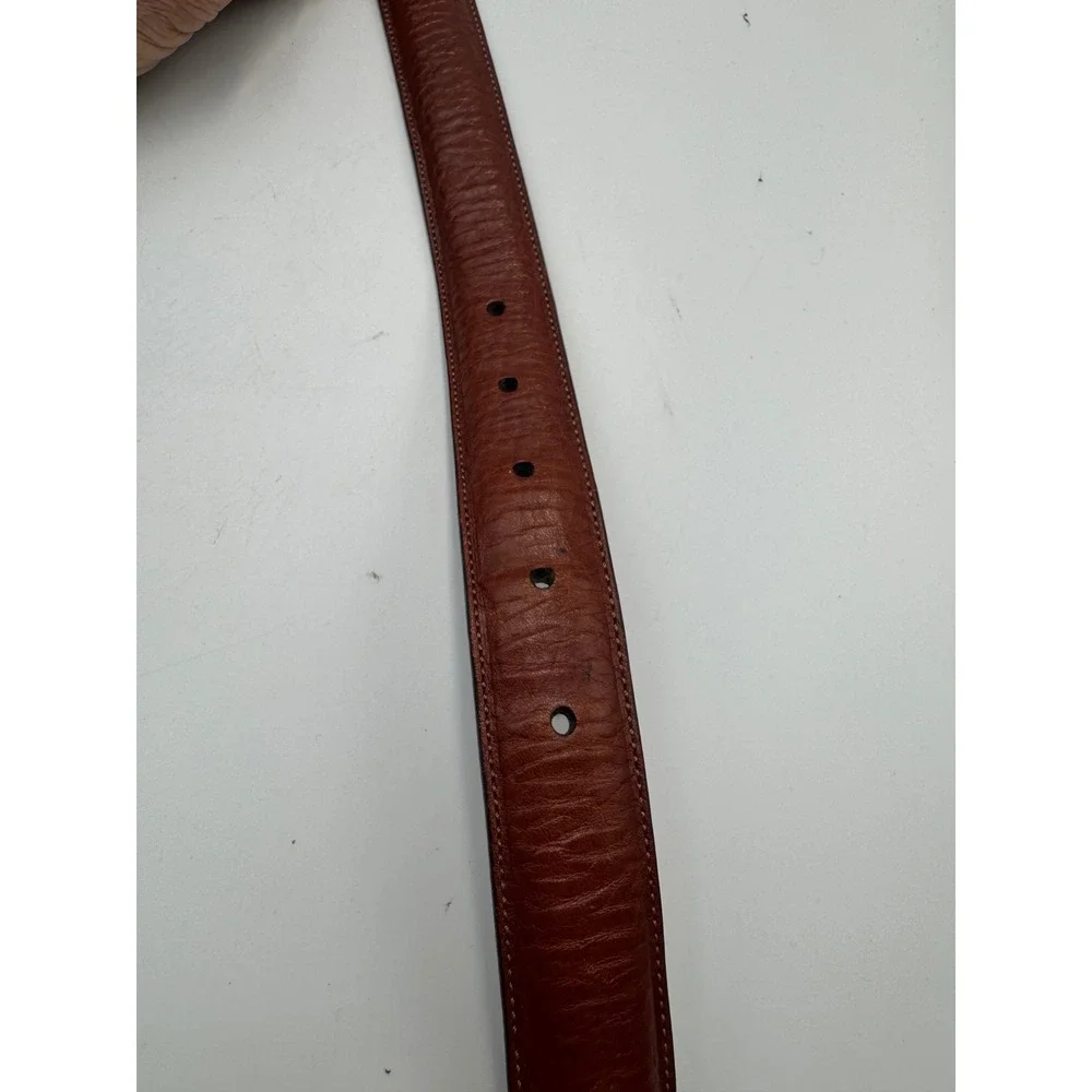 Roundtree & Yorke Mens Brown Full Grain Cowhide Leather Belt Gold Buckle Size 42